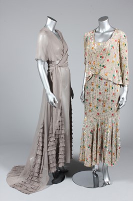 Lot 148 - A group of 1920s-30s clothing, including grey...