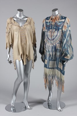 Lot 184 - A Zandra Rhodes 'Indian feather' print dress,...