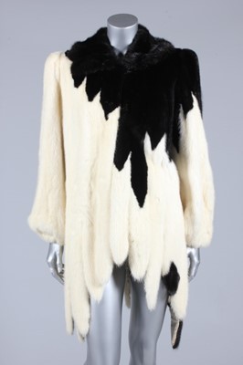 Lot 368 - A stylish Bianca furs white and black mink...