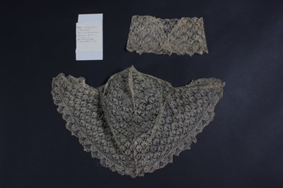 Lot 405 - A finely knitted lady's cap and collar, circa...