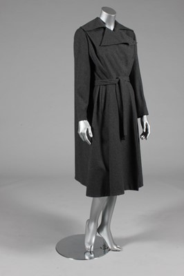 Lot 16 - A Madame Grès couture grey wool swing coat,...