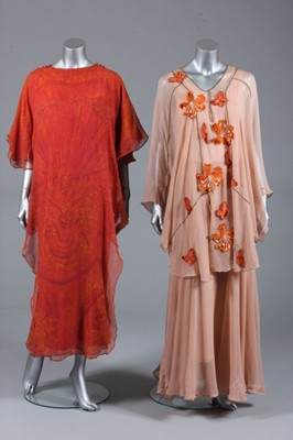 Lot 169 - A Thea Porter couture pale peach chiffon crpe...