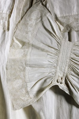 Lot 67 - A fine gentleman's nightshirt, reputed to have...