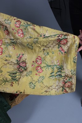 Lot 80 - A brocaded silk robe l'Anglaise, the silk...