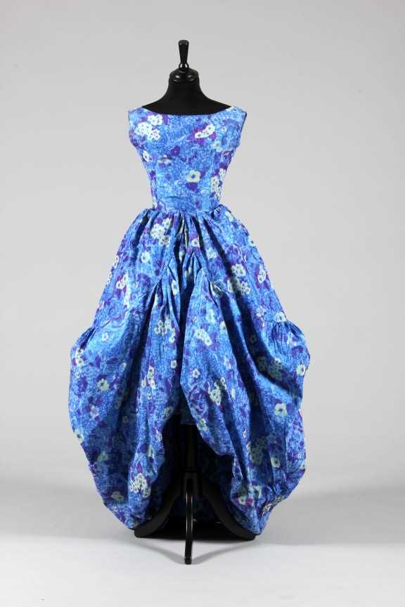 Lot 145 - An Yves Saint Laurent for Christian Dior blue...