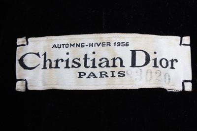 Lot 64 - A Christian Dior couture fourreau cocktail...