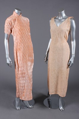 Lot 119 - A large group of mainly silk 1930s lingerie,...