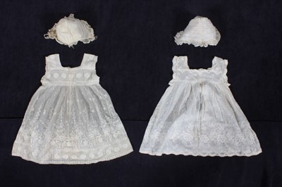 Lot 234 - A general group of lace trimmings, baby...