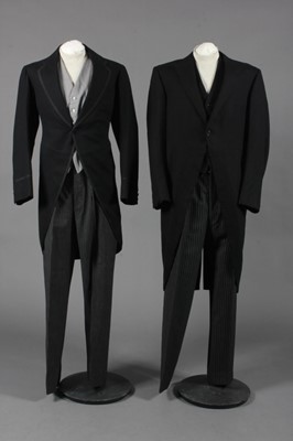 Lot 239 - A group of men's clothing, mainly 1940s-50s,...