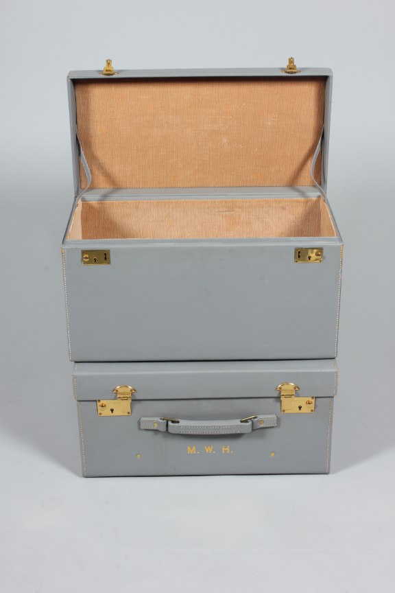 Lot 26 A suite of powder blue leather luggage,