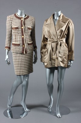 Lot 312 - A Chanel brown and white houndstooth check...