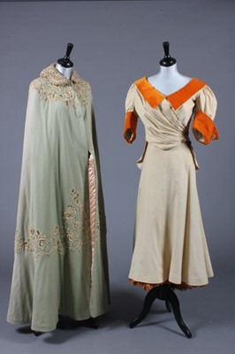 Lot 387 - A group of late Victorian/Edwardian clothing,...