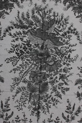 Lot 7 - A fine black Chantilly bobbin lace shawl,...