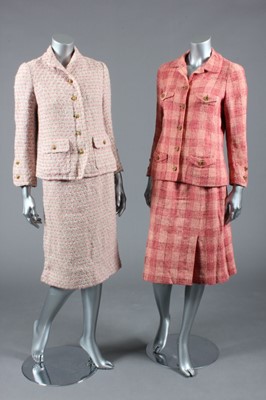 Lot 98 - A Chanel couture pink checked tweed suit, late...