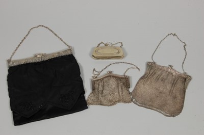 Lot 5 - A group of plated silver bags, comprising:...