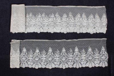 Lot 118 - Brussels mixed lace circa 1860, two flounces,...