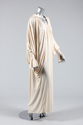 Lot 129 - A fine Bill Gibb Quiana jersey eventing gown,...