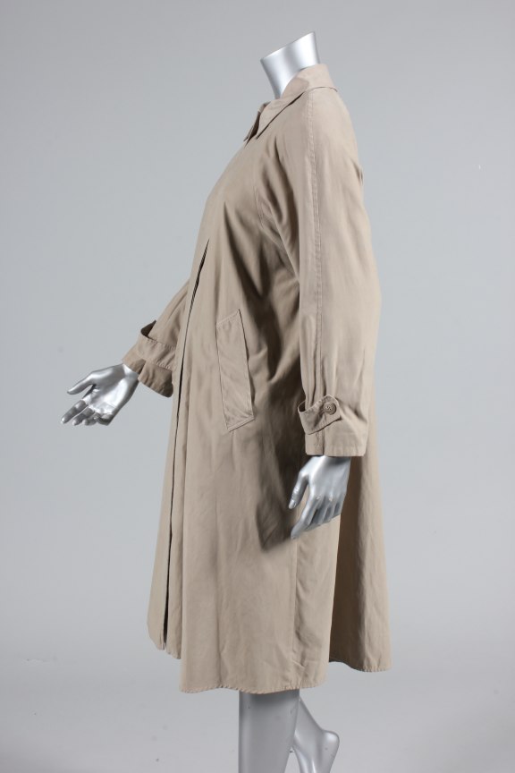 Lot 253 - The 1980s beige raincoat worn by Meryl