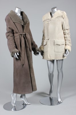 Lot 296 - A group of shearling and faux shearling coats...