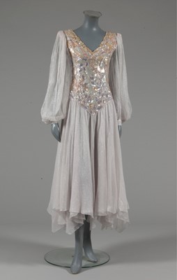 Lot 117 - A Jean-Louis Sherrer couture silvery chiffon...