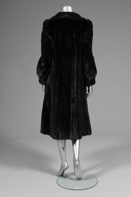 Lot 92 - A fine dark brown mink coat, late 1970s-early...