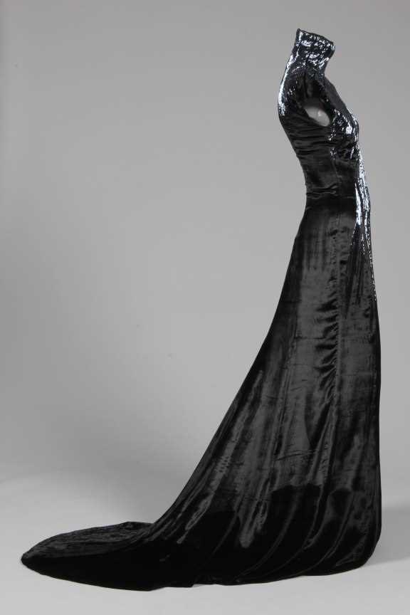 Lot 158 - An Alexander McQueen black velvet and bugle