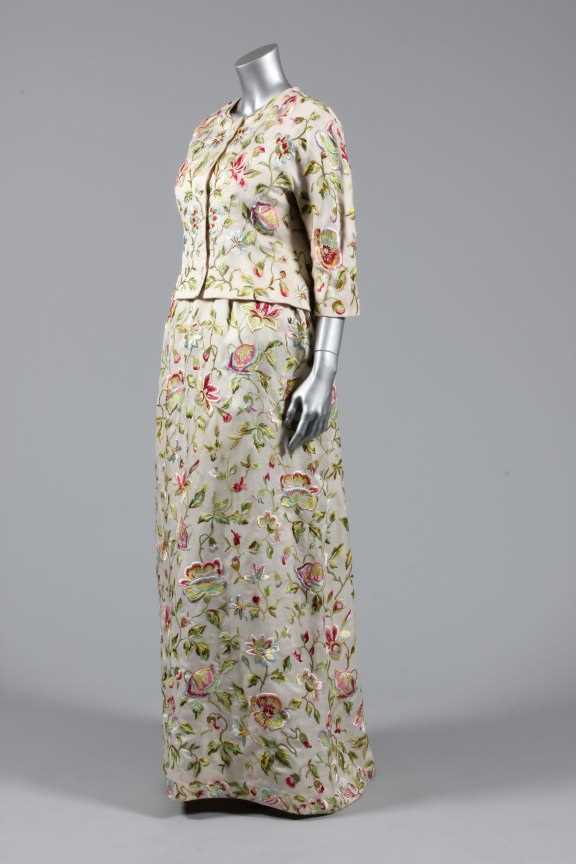 Lot 71 - A Balenciaga couture embroidered gazar evening...