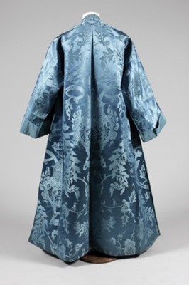 Lot 28 - A fine gentleman's banyan, circa 1730-40, of...