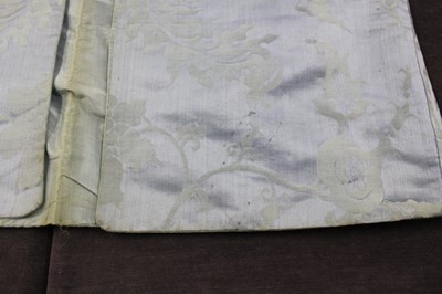 Lot 28 - A fine gentleman's banyan, circa 1730-40, of...