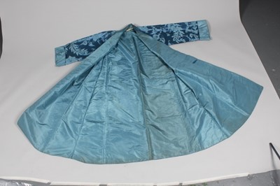 Lot 28 - A fine gentleman's banyan, circa 1730-40, of...