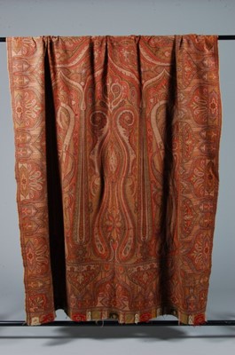 Lot 258 - A woven Paisley design shawl, 1860s, the...