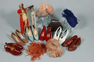 Lot 111 - A group of mainly 1940s shoes and accessories,...