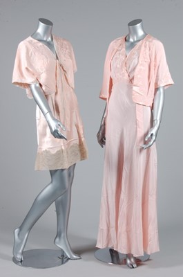 Lot 118 - A printed chiffon garden party gown and...