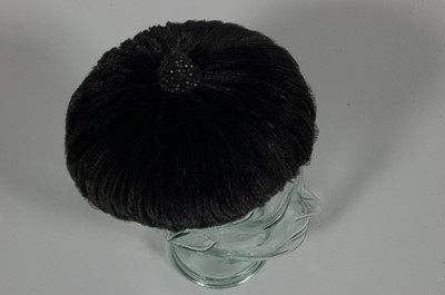 Lot 27 - A Balenciaga hat, circa 1960, Paris labelled,...