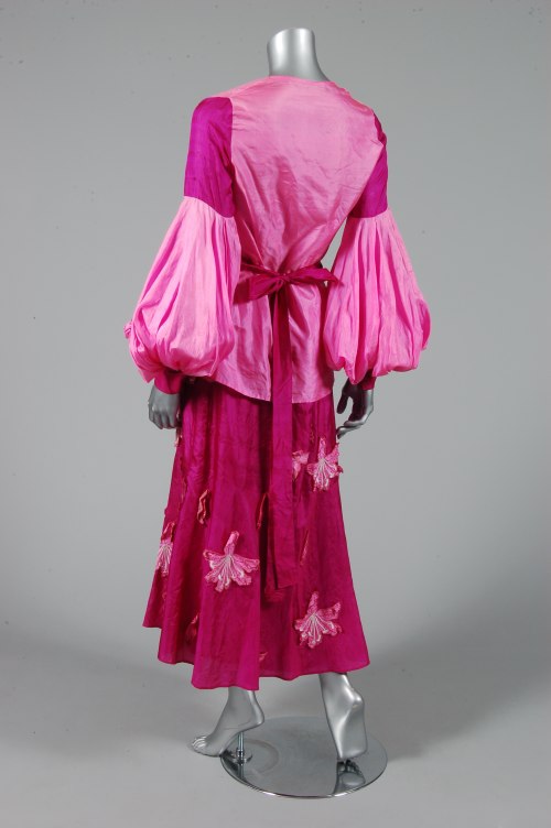 Lot 353 - A Thea Porter couture pink silk ensemble