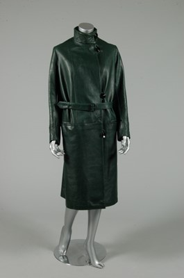 Lot 355 - A stylish Mandelberg British racing green...