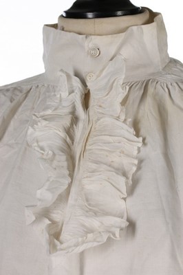 Lot 171 - A rare gentleman's linen shirt, late 18th...