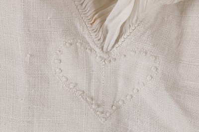 Lot 171 - A rare gentleman's linen shirt, late 18th...