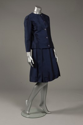 Lot 143 - A Christian Dior London brocaded gold lamé...