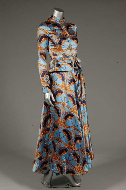 Lot 194 - A good Jean Muir art-nouveau printed satin...