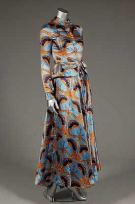 Lot 194 - A good Jean Muir art-nouveau printed satin...