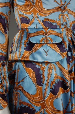 Lot 194 - A good Jean Muir art-nouveau printed satin...