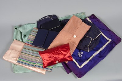 Lot 118 - A group of lingerie and cosmetic cases,...