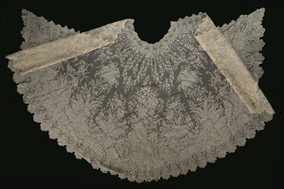 Lot 335 - A large general group of lace, mainly...