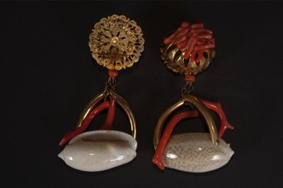 Lot 107 - A pair of shell and coral 'chandelier'...