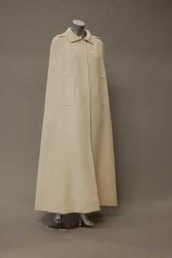 Lot 186 - A Courreges ivory wool maxi-cape, early 1970s,...