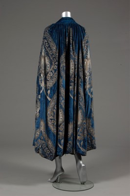 Lot 76 - A Maria Gallenga stencilled velvet evening...