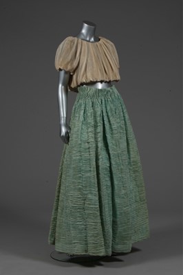 Lot 146 - A Sybil Connolly pleated linen evening...
