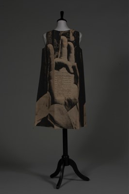 Lot 172 - A Harry Gordon disposable paper dress printed...