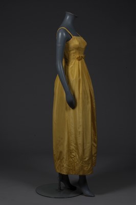 Lot 150 - A Givenchy couture brilliant yellow silk...